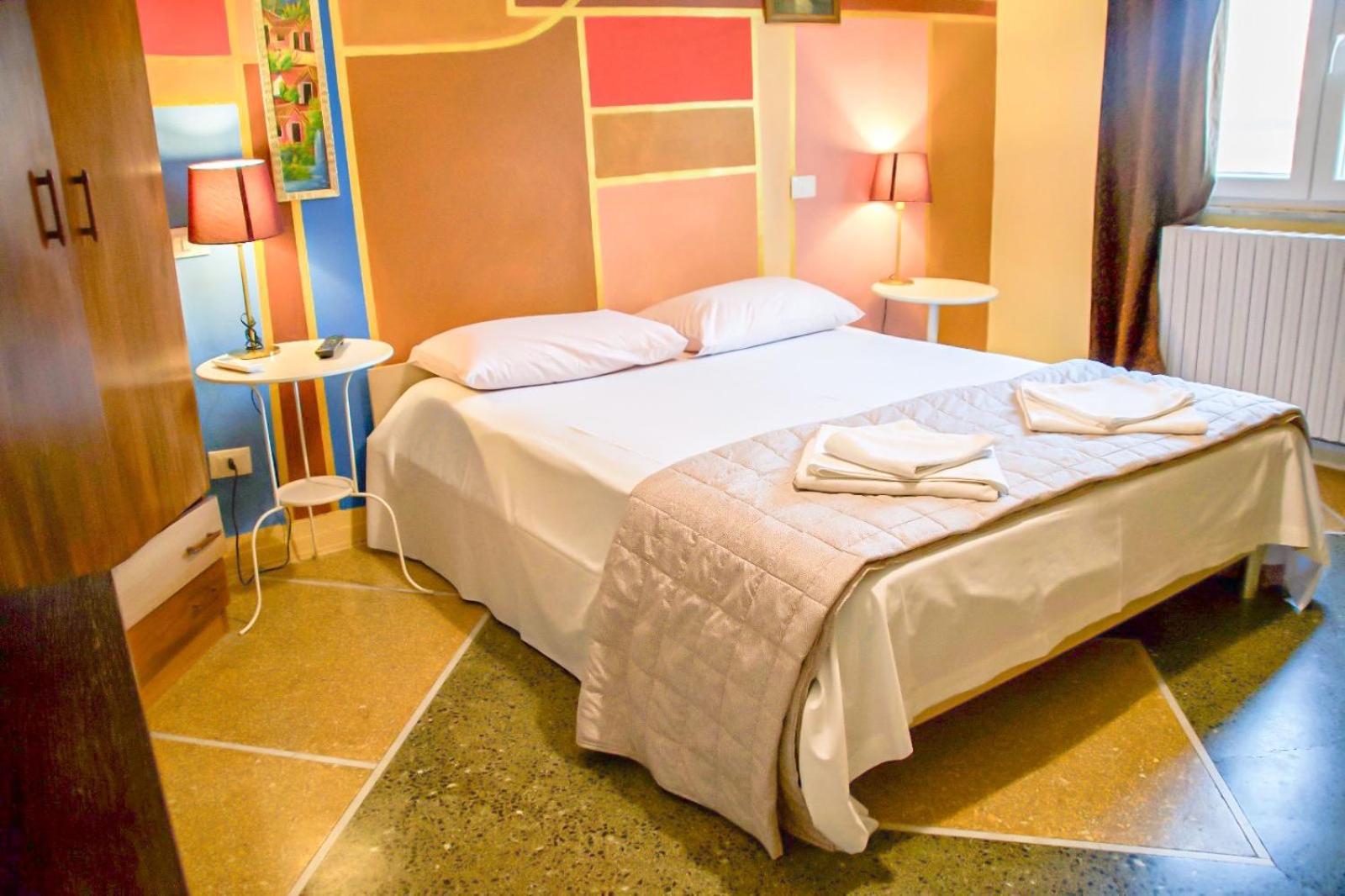Hotel Miranda Pise Extérieur photo